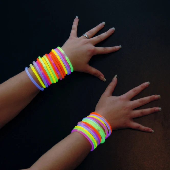 Sonstiger Hersteller Knicklicht-Armbänder - Ca. 20 Cm - 25 Stück 2 Sonstiger Hersteller Knicklicht-Armbänder - Ca. 20 Cm - 25 Stück – Bild 2